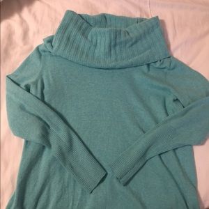 Vineyard vines aqua cow neck sweater